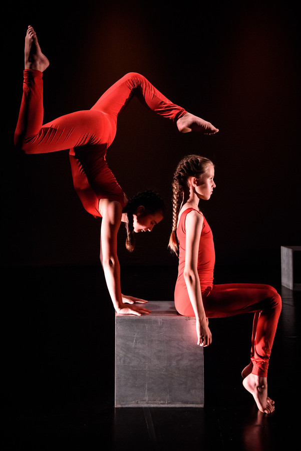 Dance performance photography / © Saša Huzjak / SHtudio.eu