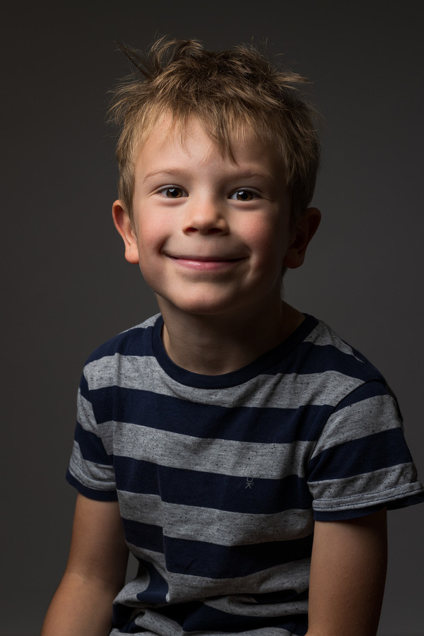 Otroški portret v fotografskem studiu / © Saša Huzjak / SHtudio.eu