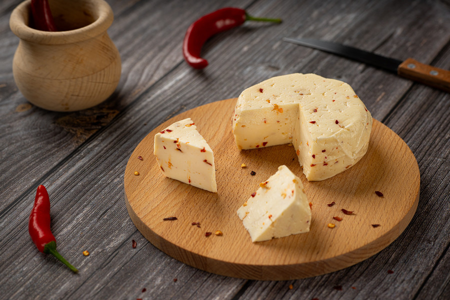 Professional dairy & cheese product photography for brands and local farms / &copy; Saša Huzjak / SHtudio.eu