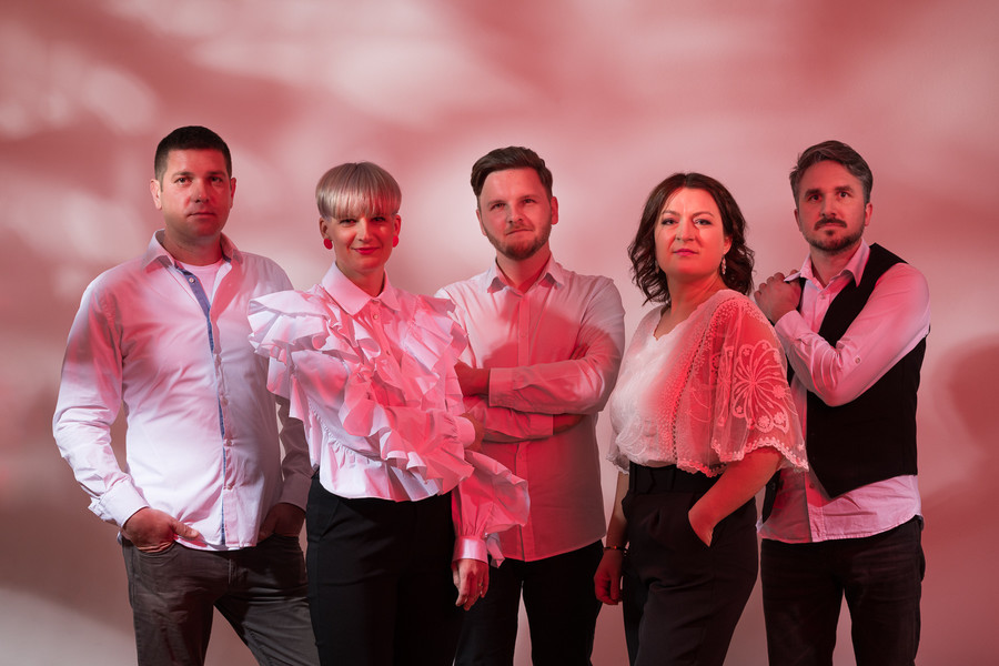 Professional promotional images for bands and artists: Êdna / © Saša Huzjak / SHtudio.eu