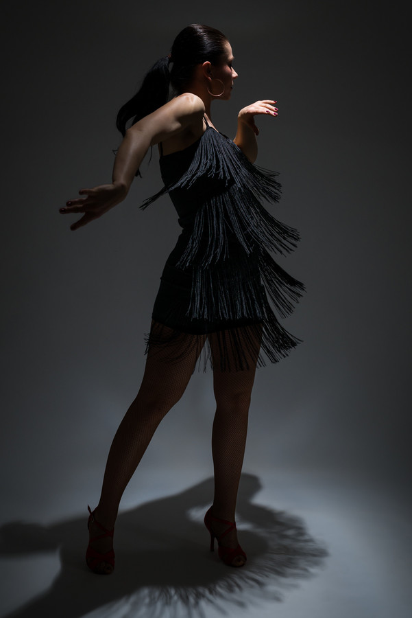 Fotografiranje za PR fotografije plesačice (u fotografskom studiju): Katja Čuk / © Saša Huzjak / SHtudio.eu